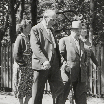 Bild: Kulturfahrt nach Wurzen am 10. Mai 1959. Foto: Werner Behrends. In: Sächsisches Staatsarchiv, Staatsarchiv Leipzig, 21758 Kulturbund der DDR, Fachgruppe Stadtgeschichte, Nr. 184